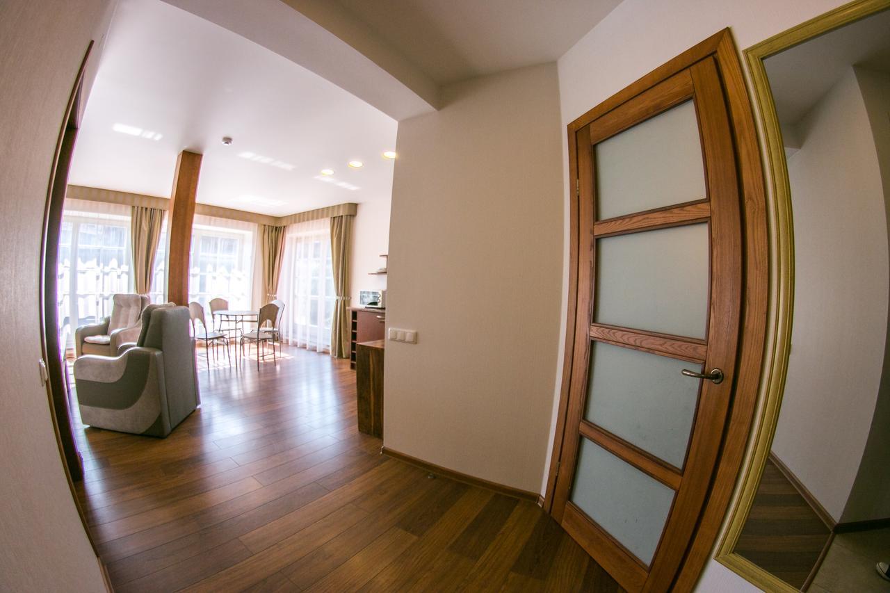 Vila Gija Nida Buitenkant foto